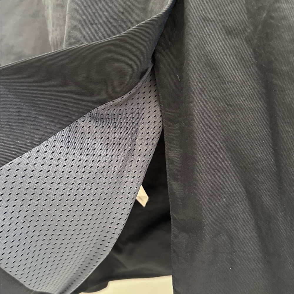Vince Navy Blue Tech Blazer Mens M - Picture 4 of 7